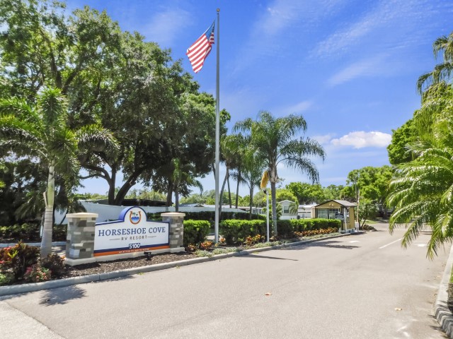 Horseshoe Cove RV Resort Homes for Sale in Bradenton FL