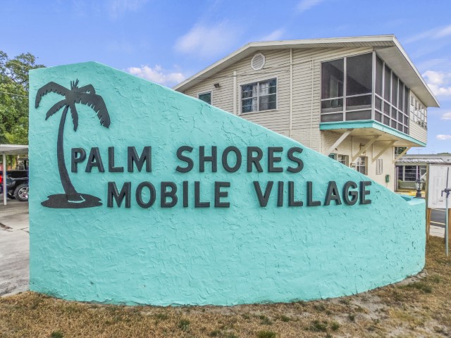 Palm Shores Mobile Village